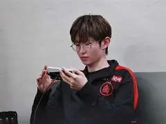 即时盘口选手爆冷获胜,专家预测失准 即时盘口选手爆冷获胜,专家预测失准