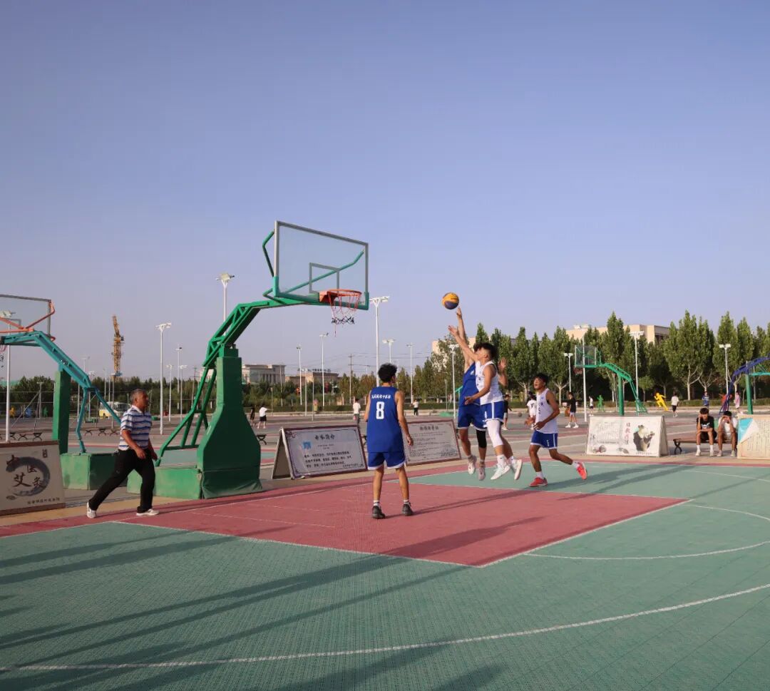 冷静与激情交织!篮球完美收官 冷静与激情交织!篮球完美收官