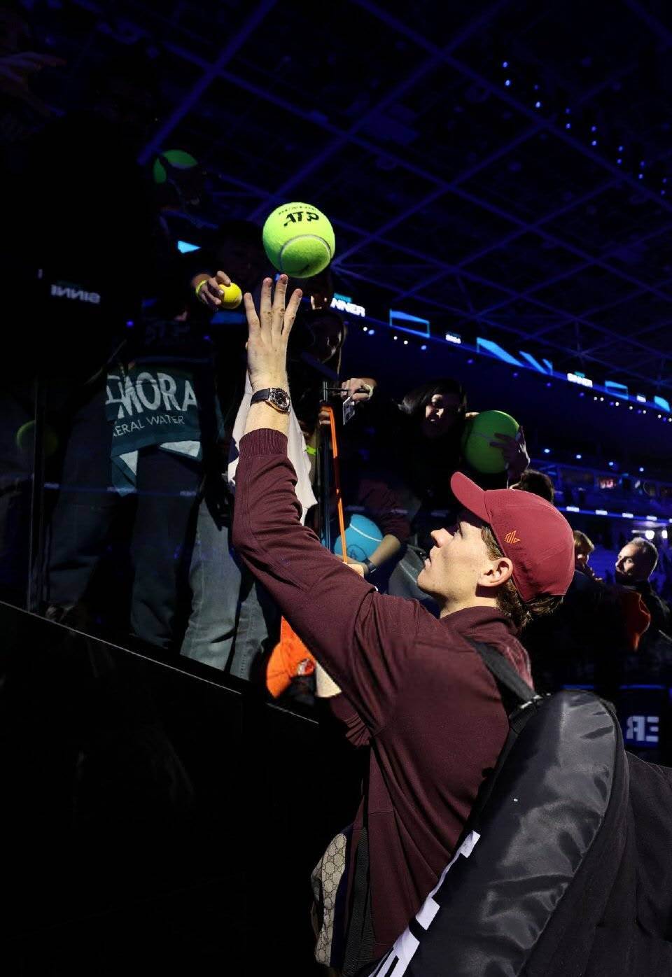 戴维斯杯碾压美网,辛纳带队取胜 戴维斯杯碾压美网,辛纳带队取胜