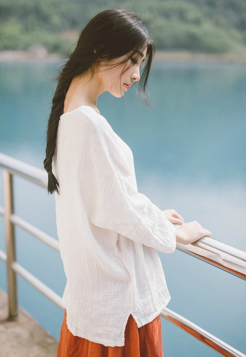 跨越疆界的王者气概，当湖人隔空碾压新疆，莫兰特于东决展露唯一锋芒