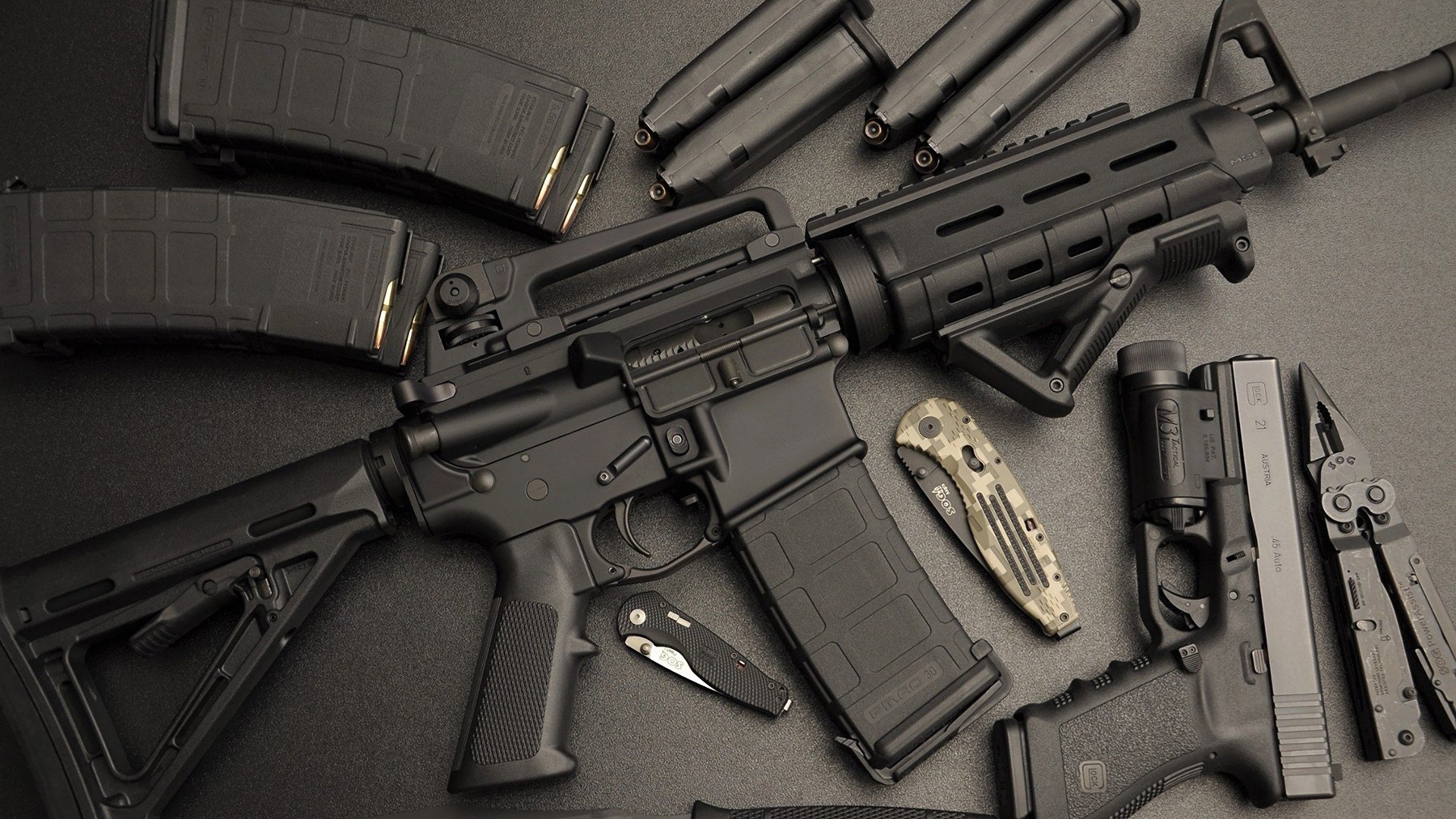 冰封悬念米切尔的37+9屏障，独行侠的每一记三分都是葬礼进行曲