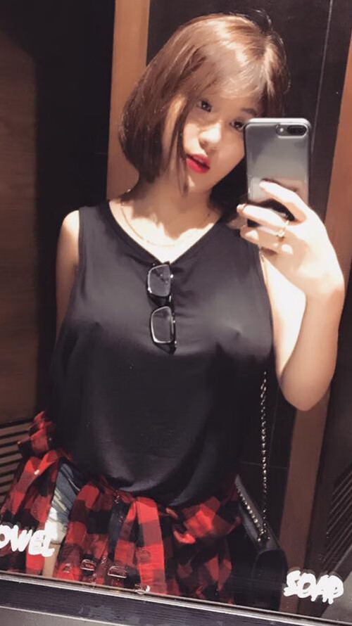 一座门将的高墙，与一支球队的盾牌，当库尔图瓦的爆发遇见爱尔兰的终结