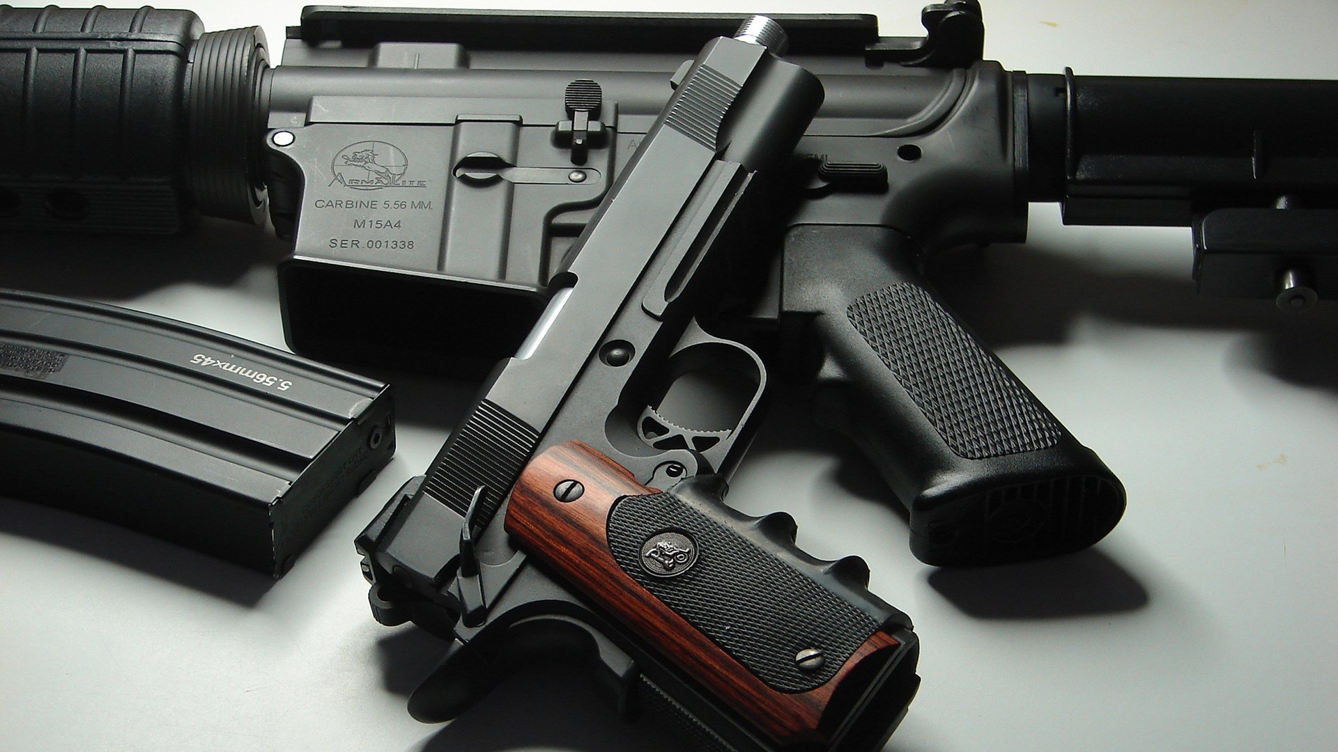 极速引擎与满分答卷,当F1红色夜幕映照NBA绿茵场