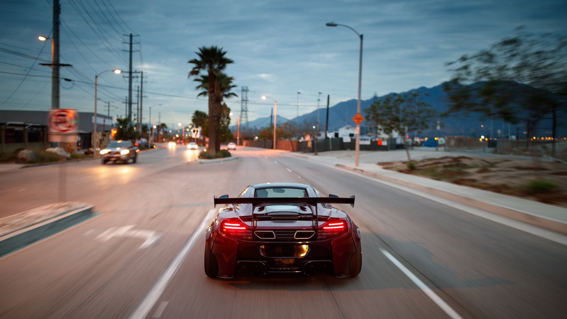 压力下的王者，凯恩爆发引领切尔西征服里昂