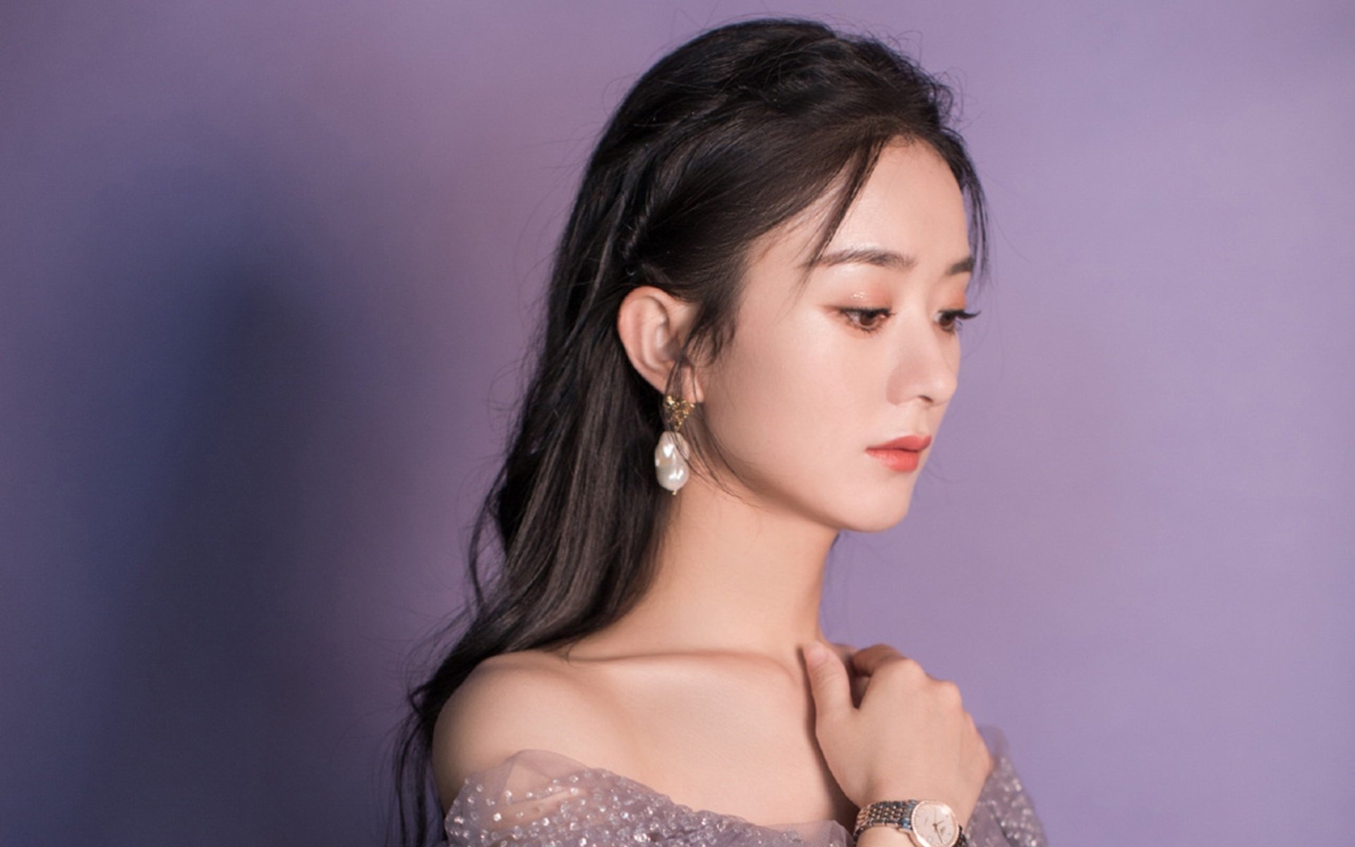 首先，我们扩展思维，构思一个独一无二的标题